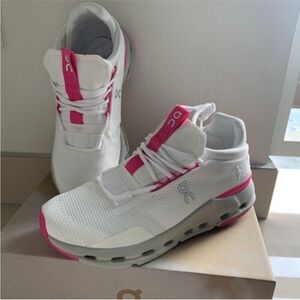 OnCloud cloudnova white and pink sneakers BRAND NEW with box